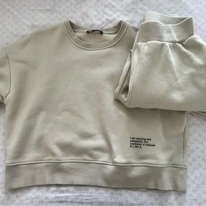 Zara jogger set. Size Medium. Never been worn.
